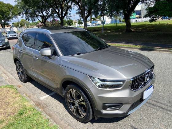 VOLVO XC40 1.5 T5 RECHARGE INSCRIPTION GEARTRONIC